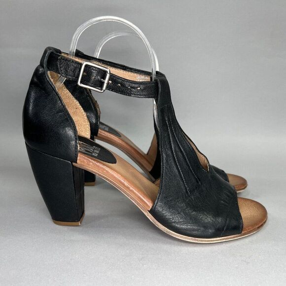 Miz Mooz Heels Women's Size 10 Black Leather Open Toe Buckle Ankle Strap Sandals - Picture 1 of 10